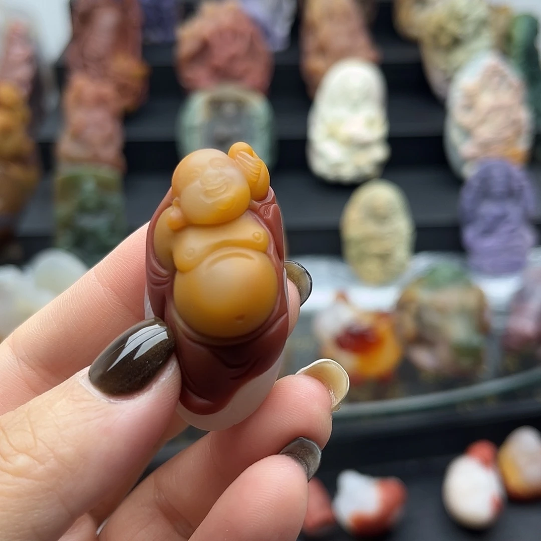 颈饰未镶嵌石英质玉