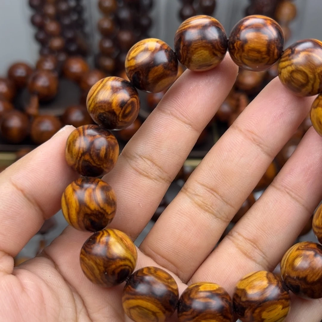 W***欢黄花梨/降香黄檀花梨—-1.5—黄花梨