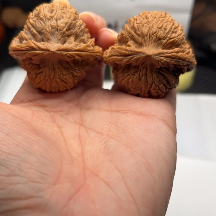 吊坠文玩核桃南疆43