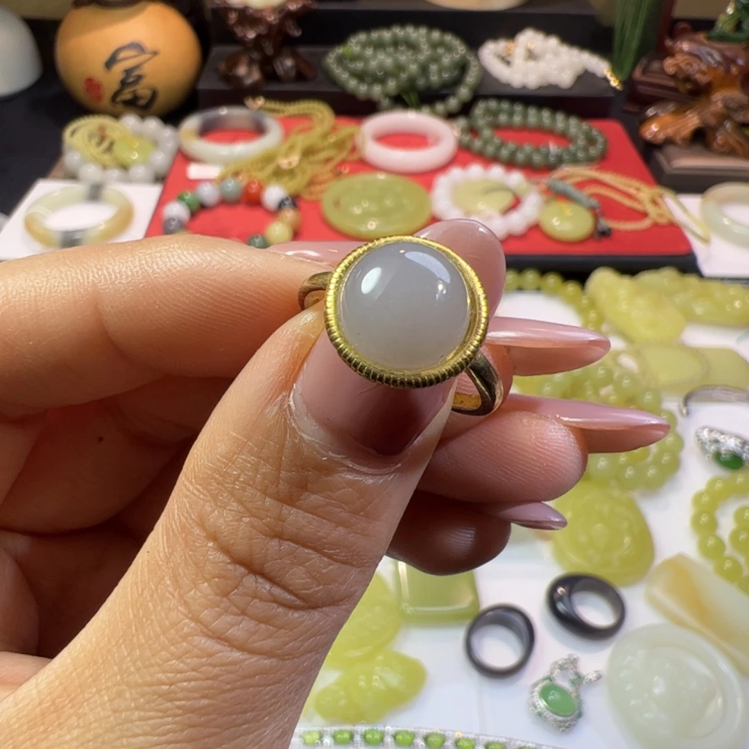 和田玉银S925镶嵌耳饰