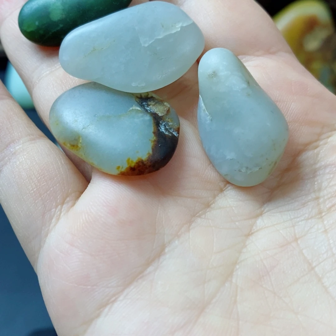 未镶嵌和田玉（糖玉）珠宝奇石