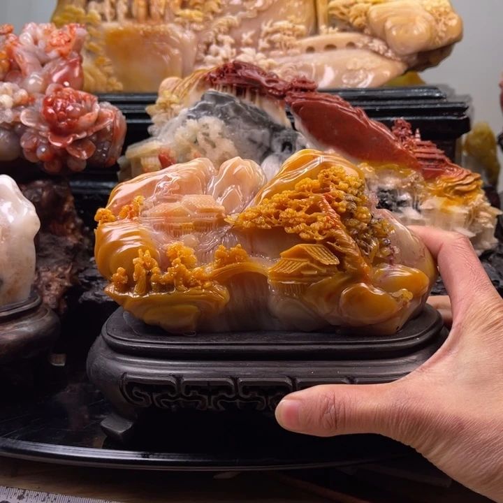 田黄石富春山居图