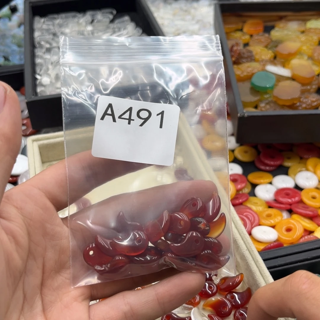木***木玛瑙/玉髓合金颈饰