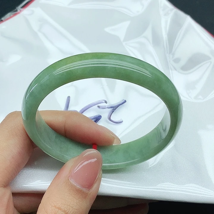 未镶嵌手镯翡翠254