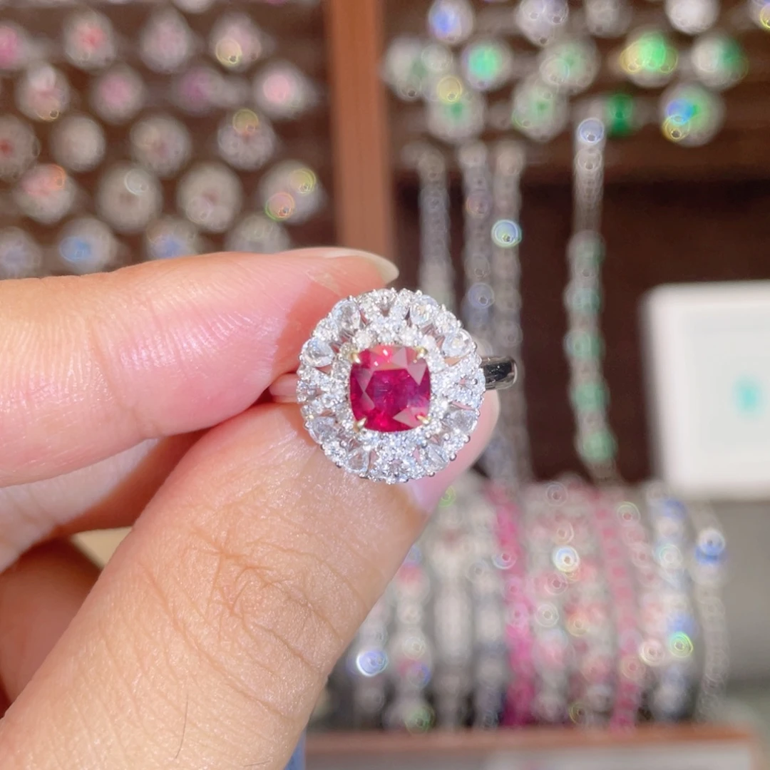 红宝石18K金镶嵌戒指1.24ct 无烧鸽血