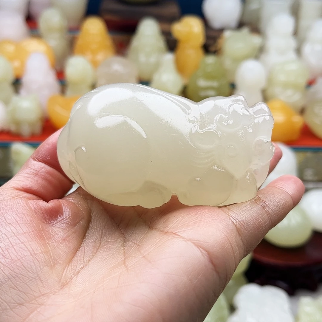 游***d石材貔貅手吧摆件