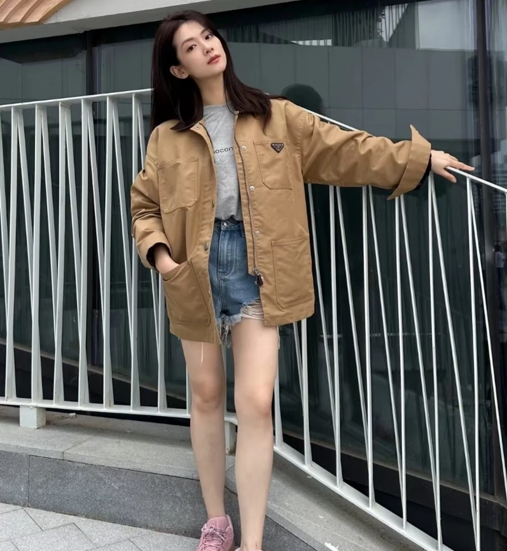 99新 Prada/普拉达 工装夹克外套男女同款 38码 03017