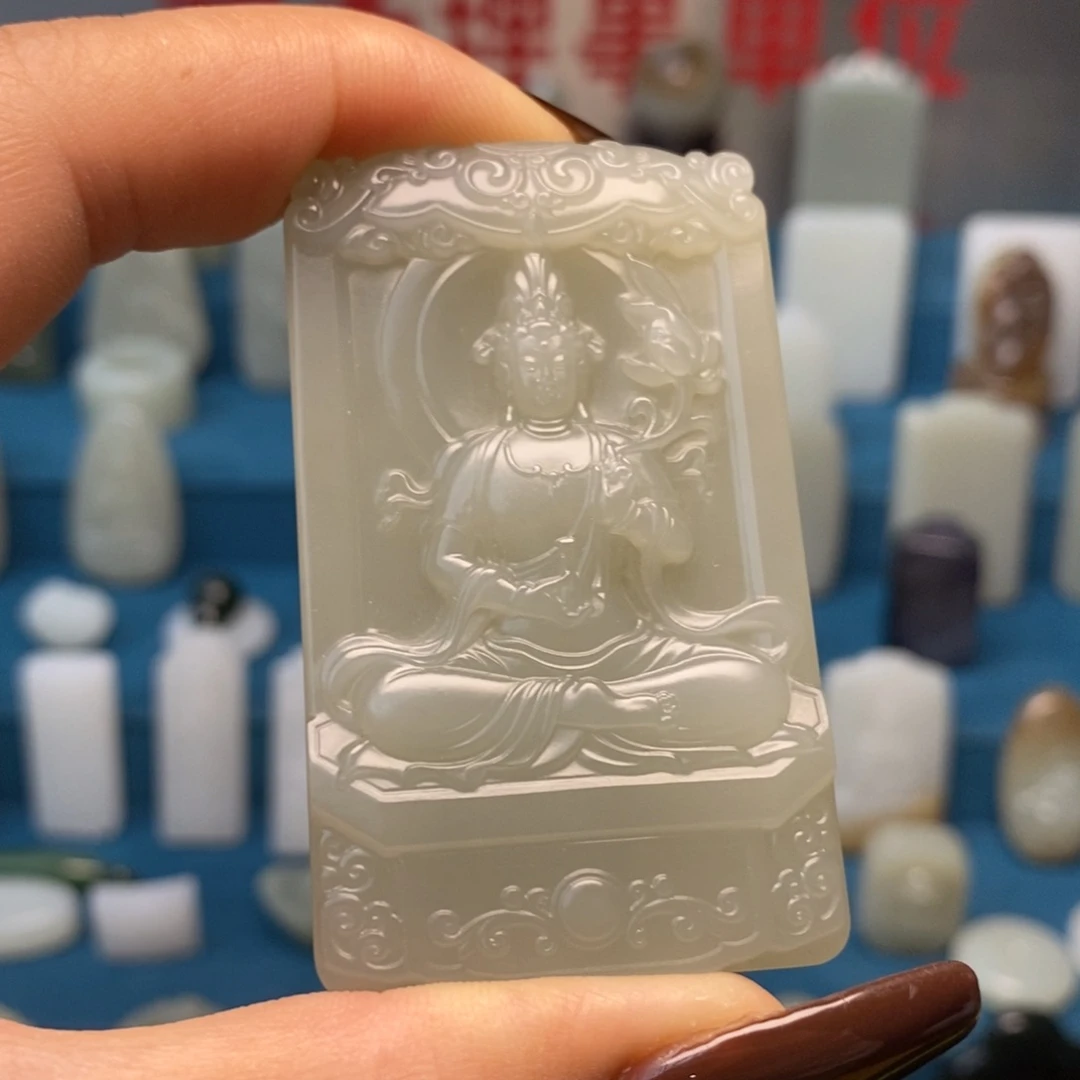 颈饰未镶嵌和田玉