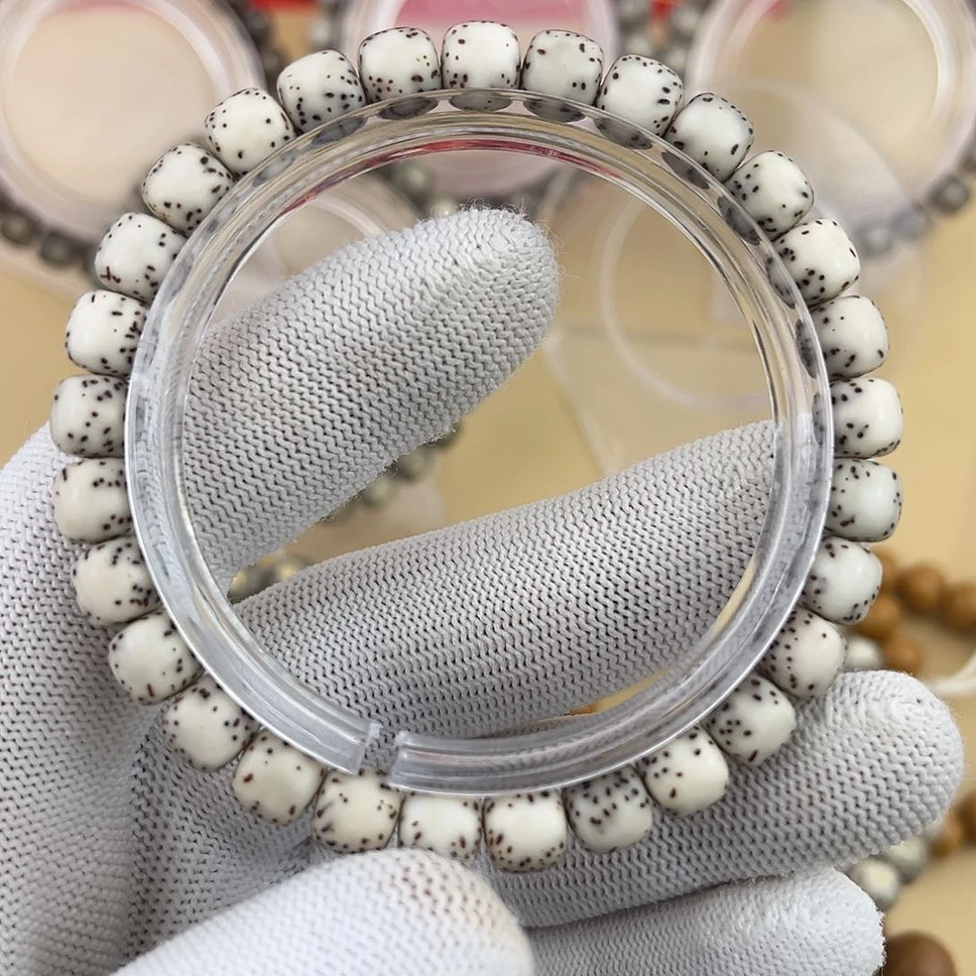 星月菩提吊坠河豚