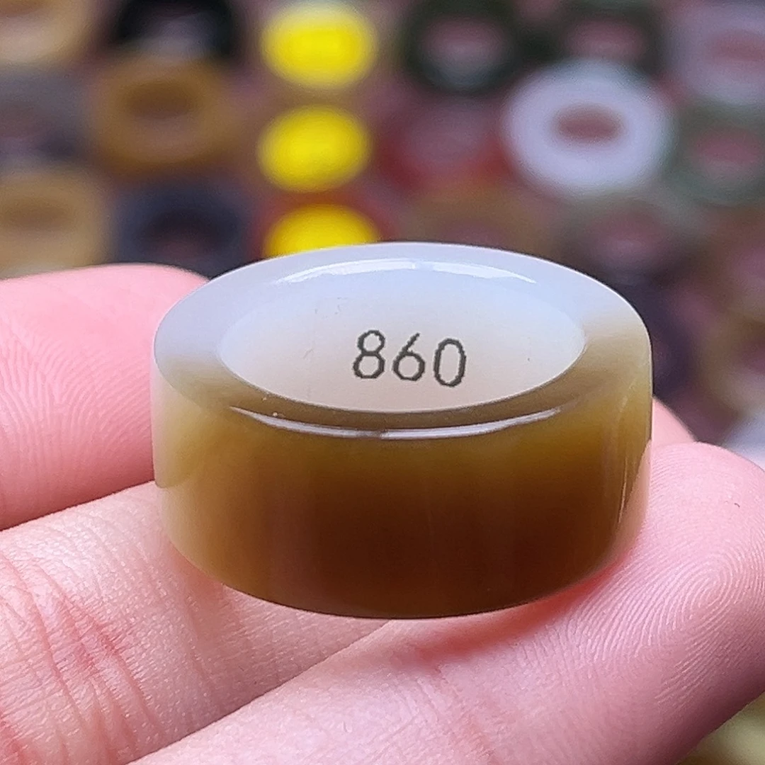 和田玉未镶嵌戒指17.0一口焦糖新品