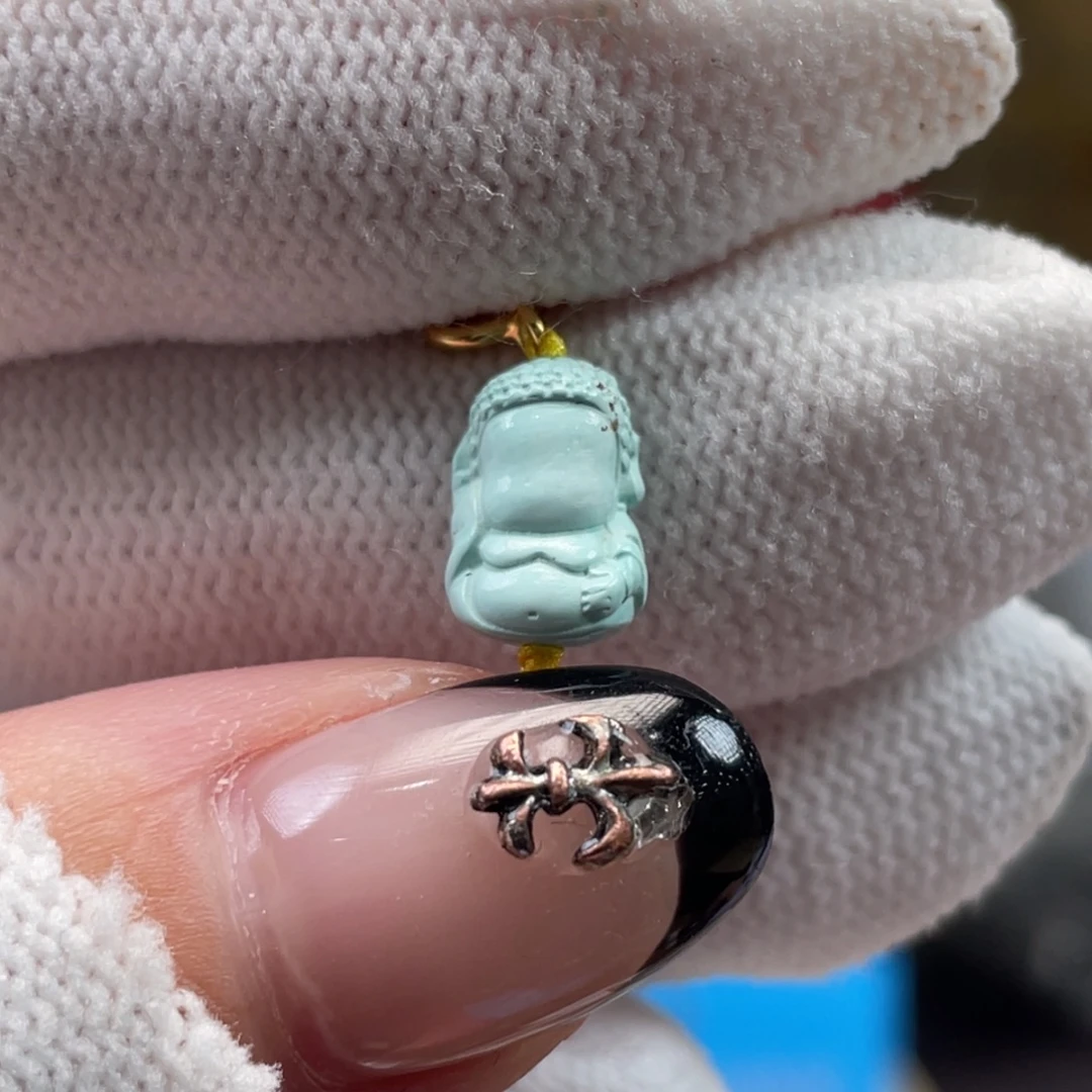 绿松石未镶嵌挂件