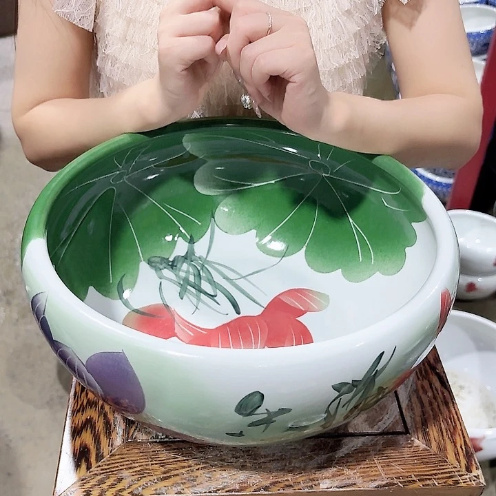 瓷片口径32厘米 高度15厘米