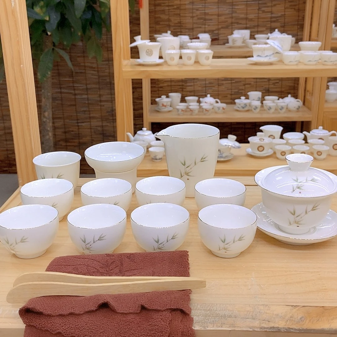 羊脂玉瓷茶具套装