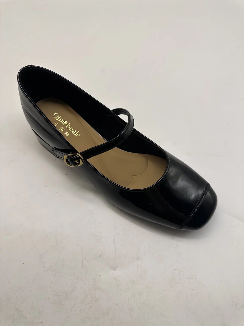 1920百搭软底气质女皮鞋复古简约粗跟