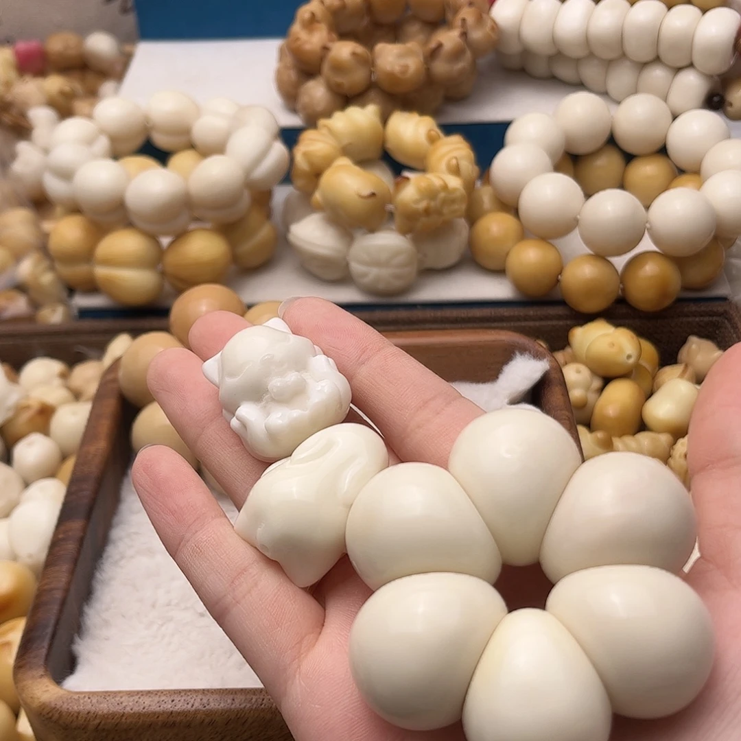 啵***栗吊坠菩提根/象牙果