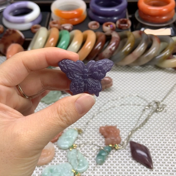 石英质玉未镶嵌吊坠(赠链)