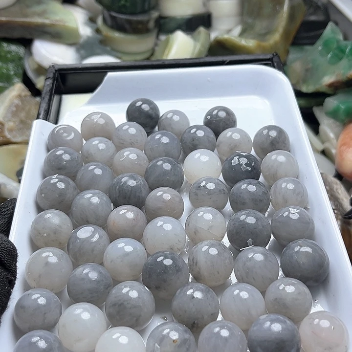和田玉（糖玉）和田玉9K金镶嵌秘**里
