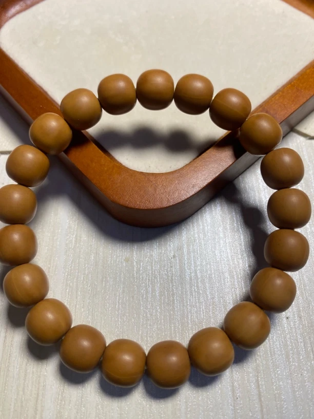 原色哑光猴头小老型微微瑕10mm左右