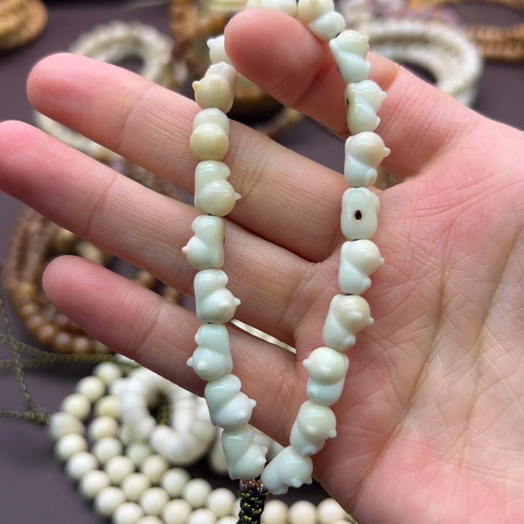 再***字吊坠龙脊菩提爬爬猫