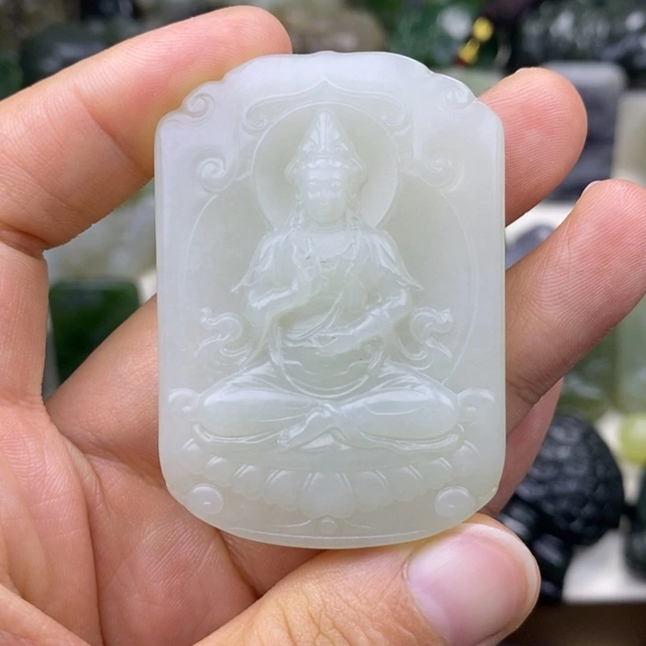 颈饰未镶嵌和田玉
