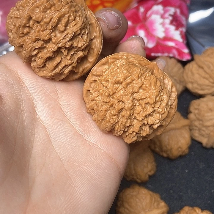 文玩核桃把件方*43尺137