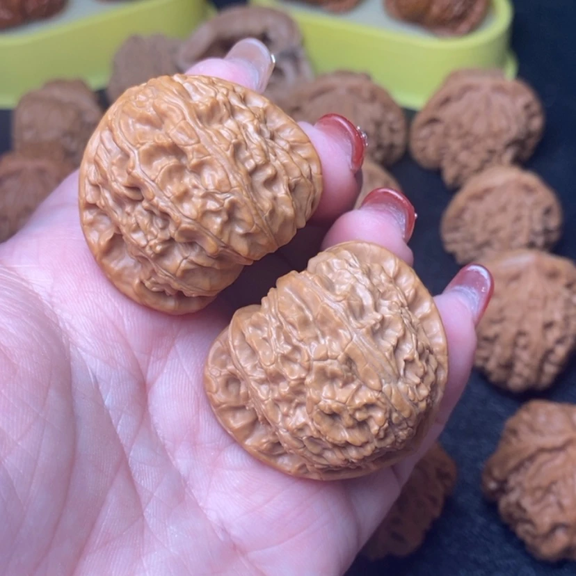 【闪购商品】文玩核桃把件855号白狮子39.5