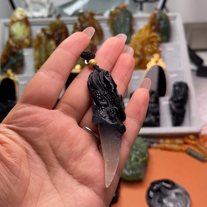 &***&蛇纹石玉未镶嵌颈饰