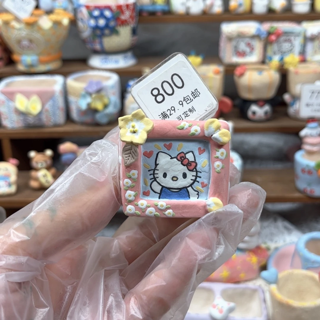 800凯蒂猫电视花盆