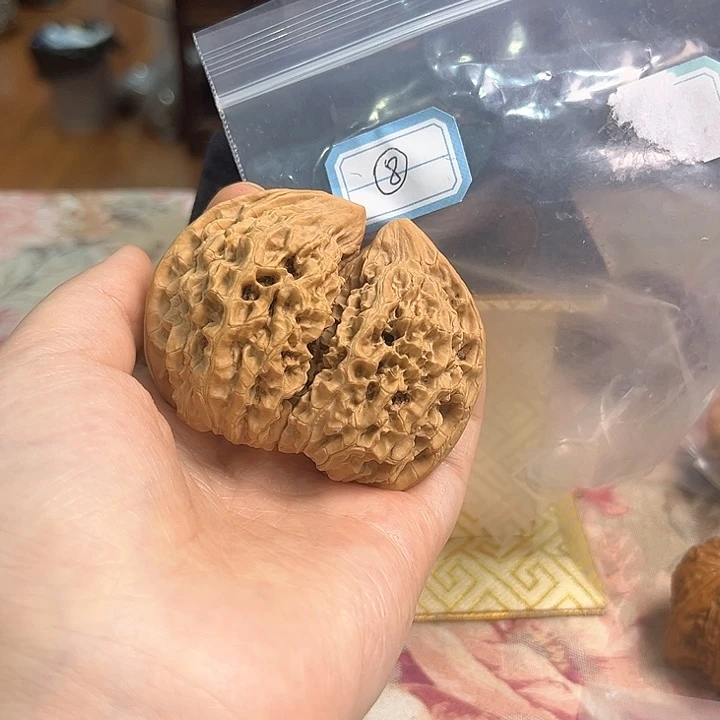 文玩核桃把件官帽异形