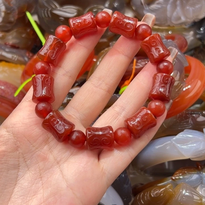 玛瑙/玉髓手镯未镶嵌