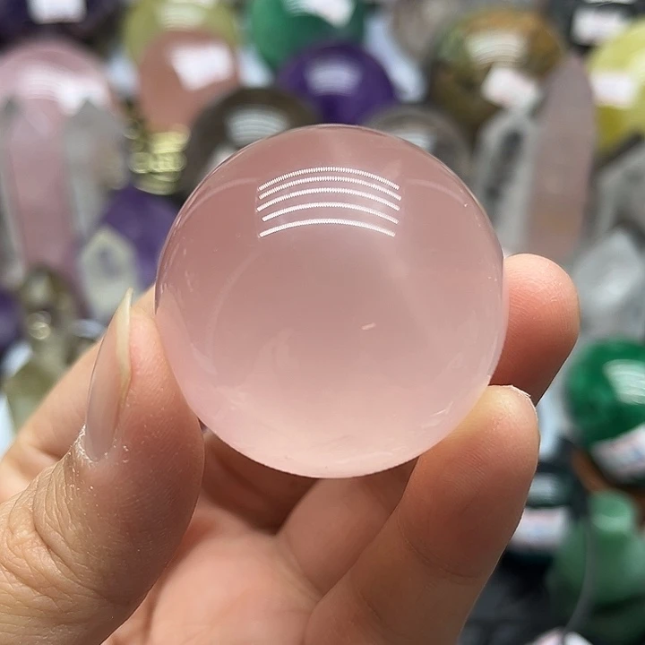 水晶珠宝半成品未镶嵌88克粉水晶球