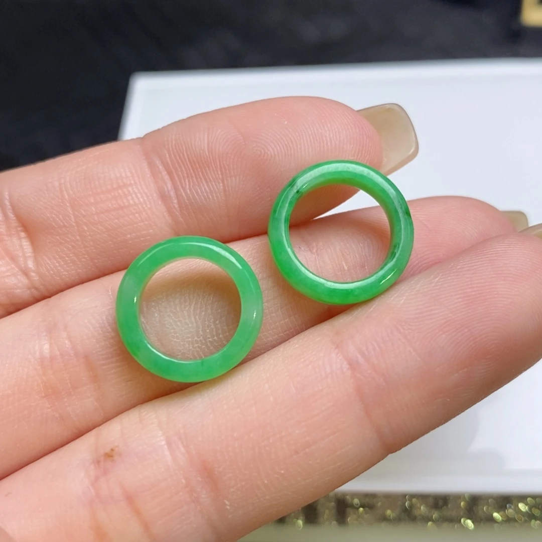 翡翠未镶嵌耳饰甜绿圈圈