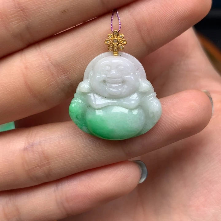 翡翠18K金镶嵌颈饰翡翠