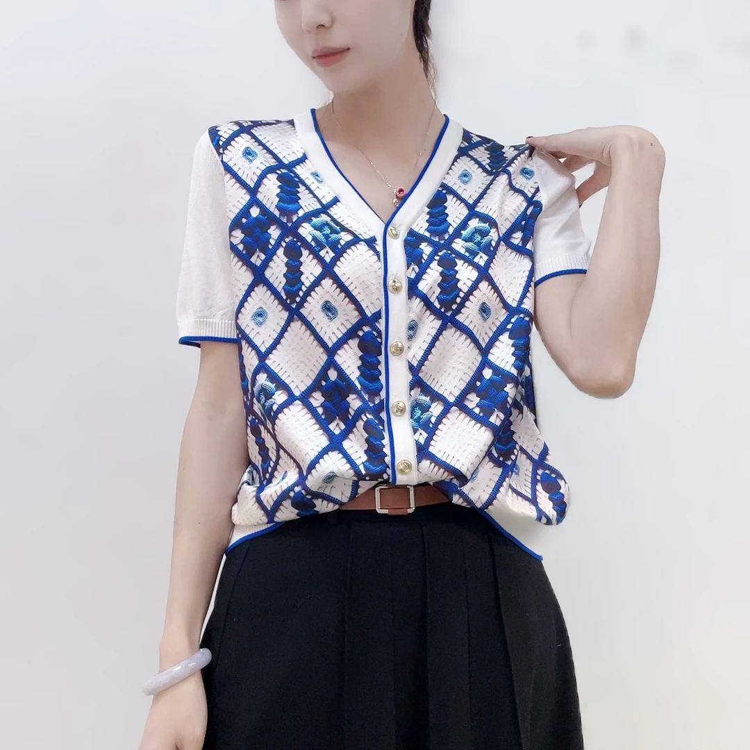 SS 25014【蓝织浪漫】2025夏3D编织印花桑蚕丝拼接短袖