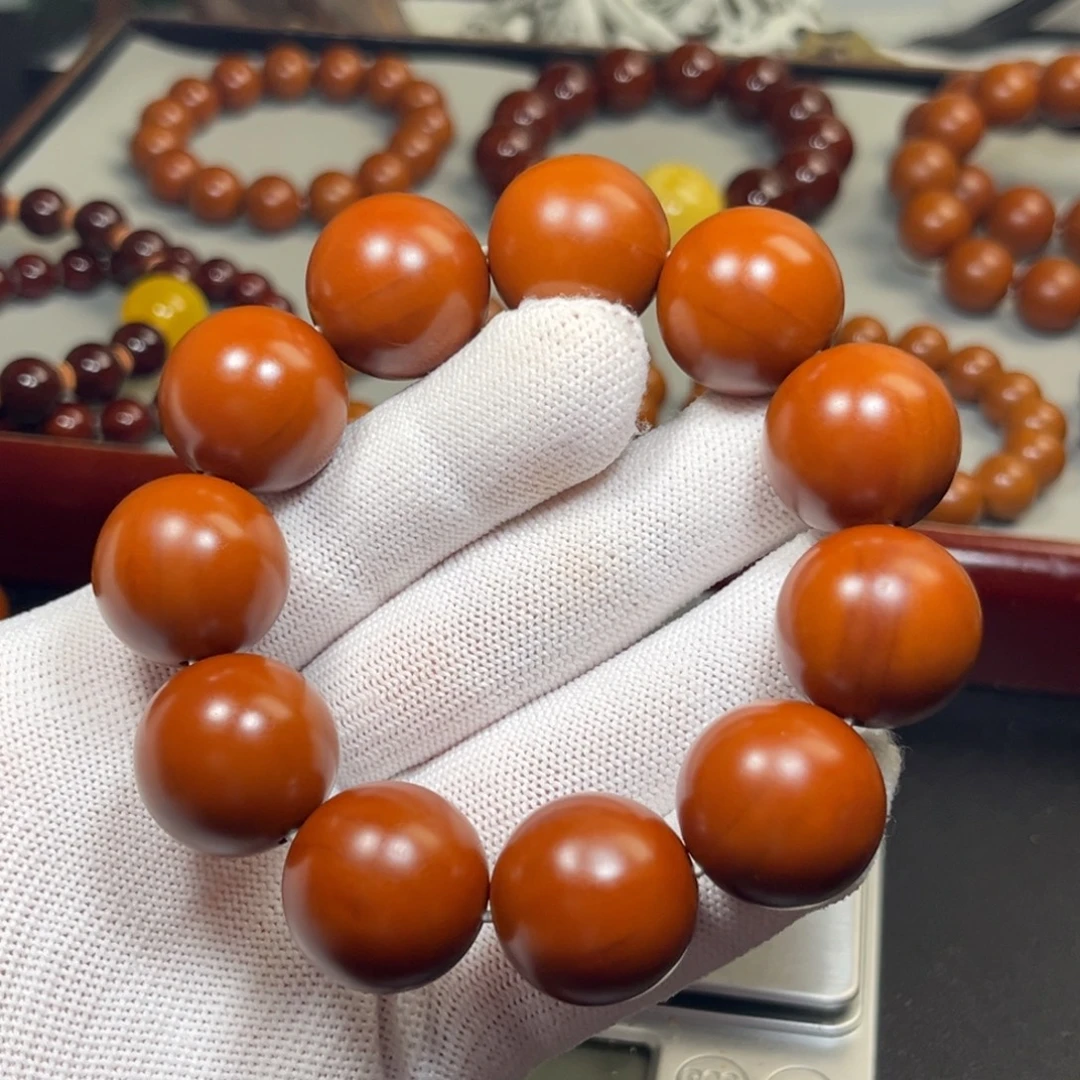 飞***帅吊坠橄榄核2.1+树王全品铁核 小孔 微瑕