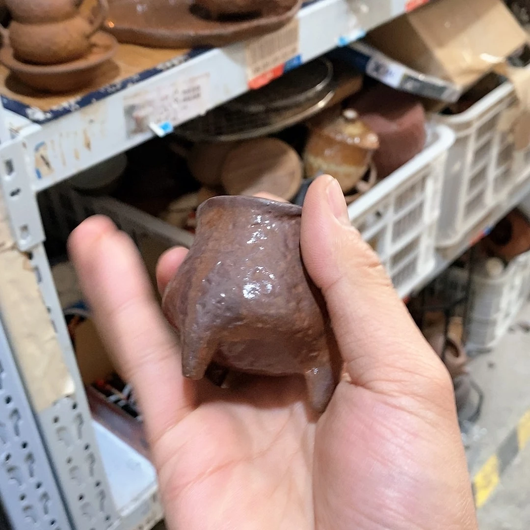 瓷片荷花的一种色彩和颜色一样