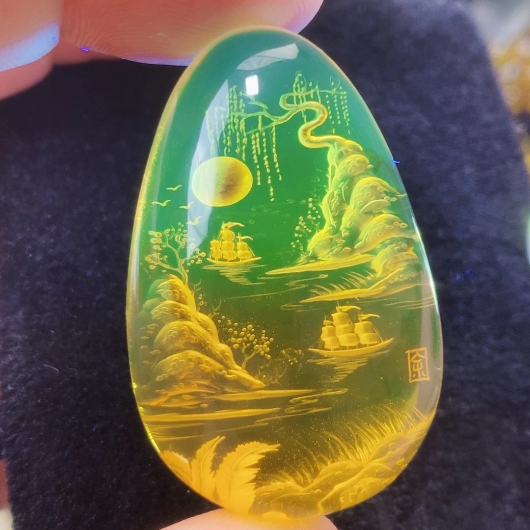 【闪购商品】金珀吊坠(不含链)未镶嵌
