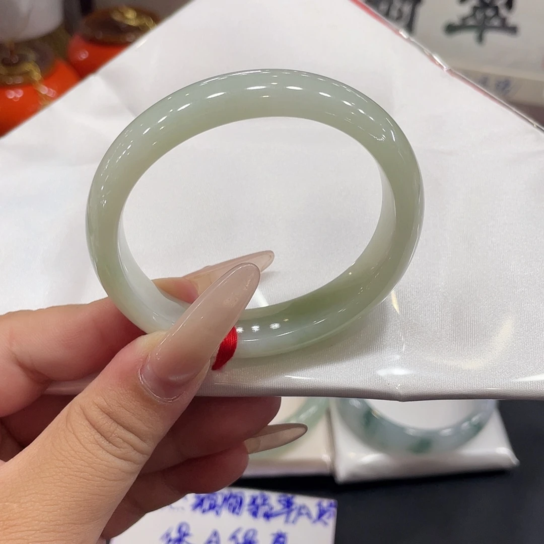 翡翠未镶嵌手镯天然缅甸翡翠19