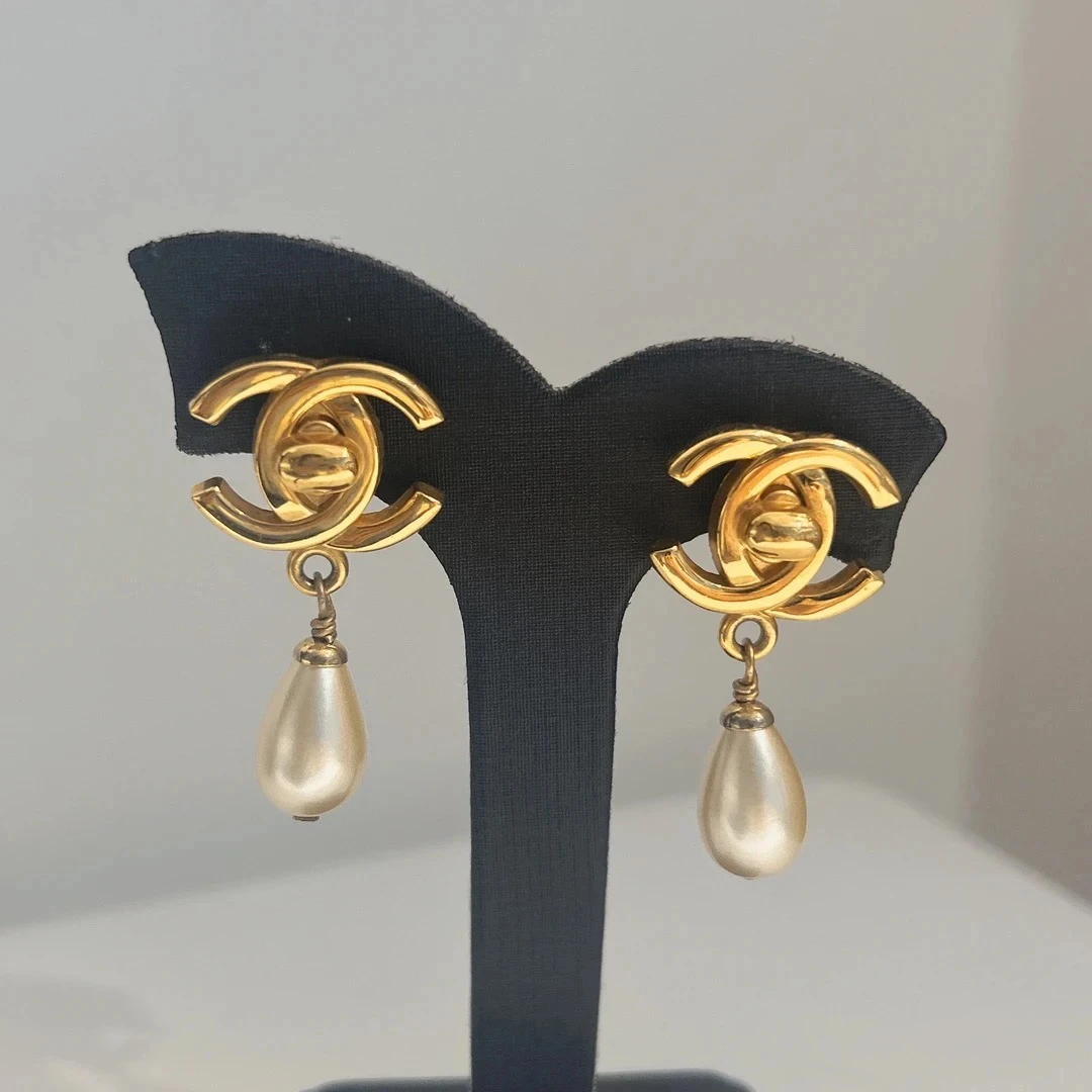 95新 Chanel/香奈儿 Chanel vintage香奈儿中古书包扣珍珠耳夹
