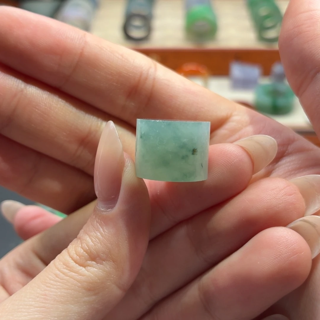 未镶嵌定制翡翠意境飘花大戒心