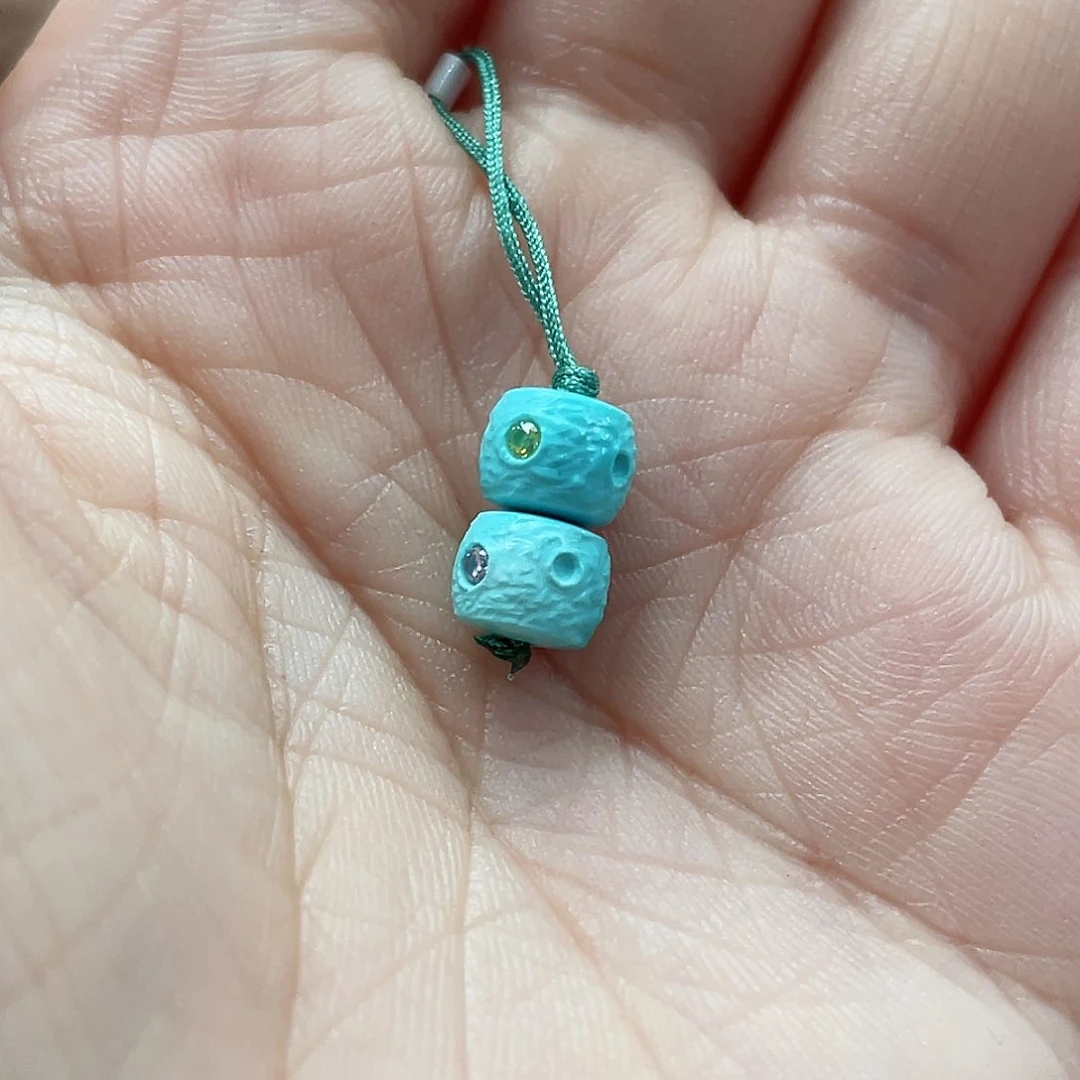 绿松石颈饰未镶嵌