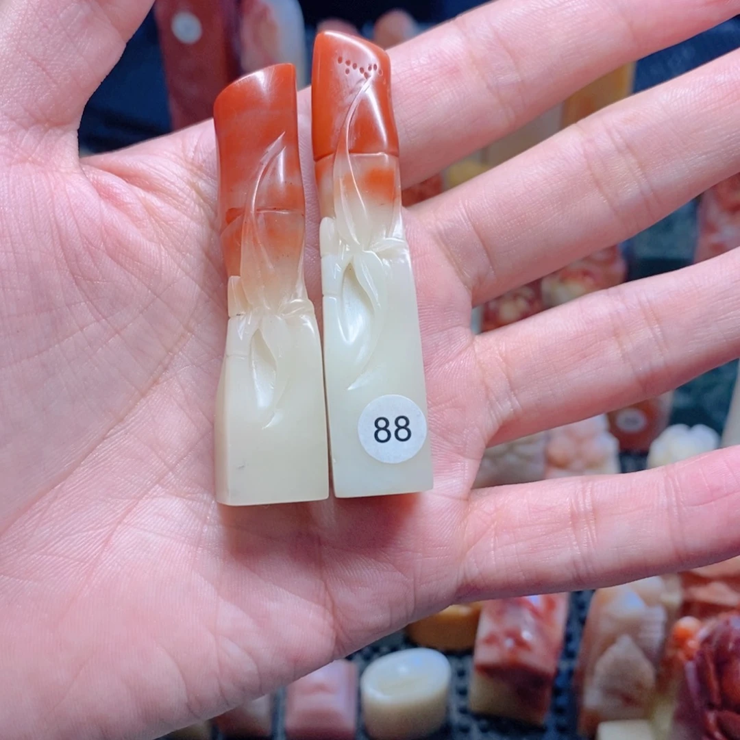 寿山石印石是**吖手工篆刻