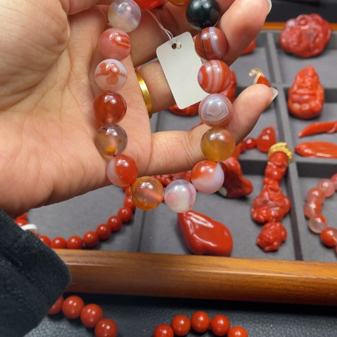 宏***宏南红玛瑙未镶嵌手串特色天眼珠串