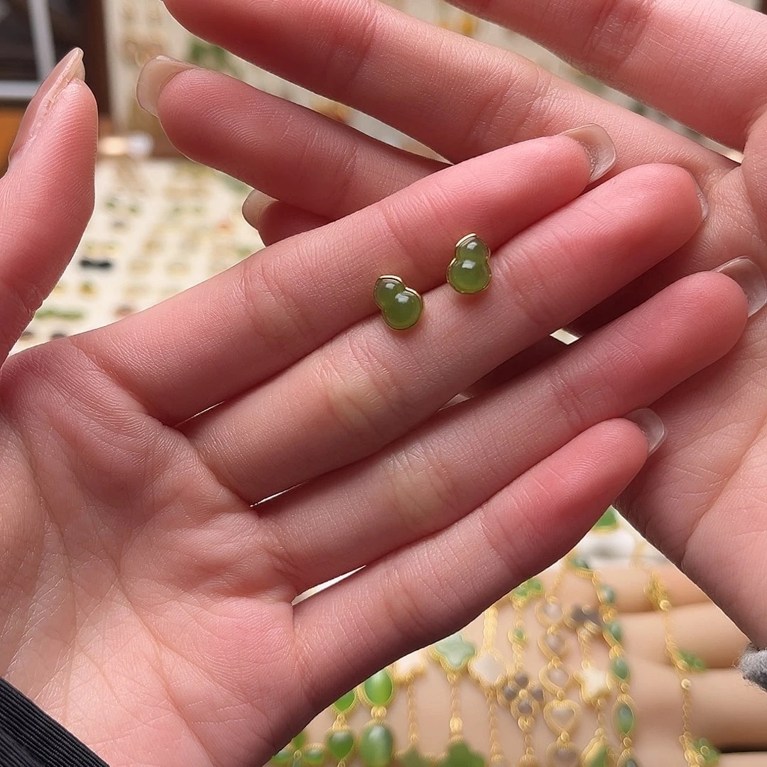 和田玉银S925镀金镶嵌耳饰