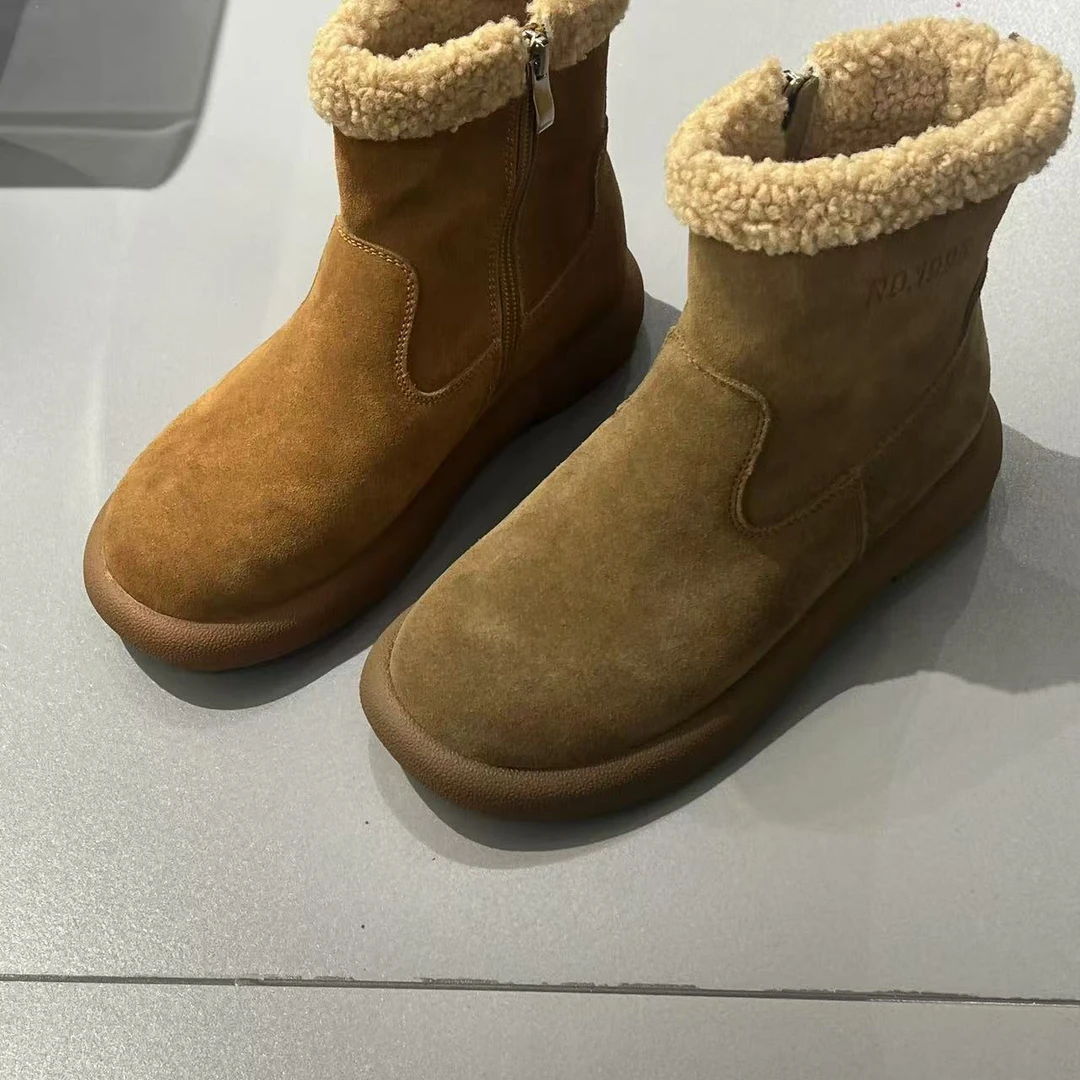 小暖炉~真皮加绒新款冬季复古毛毛鞋平底丑萌保暖棉靴雪地靴39515