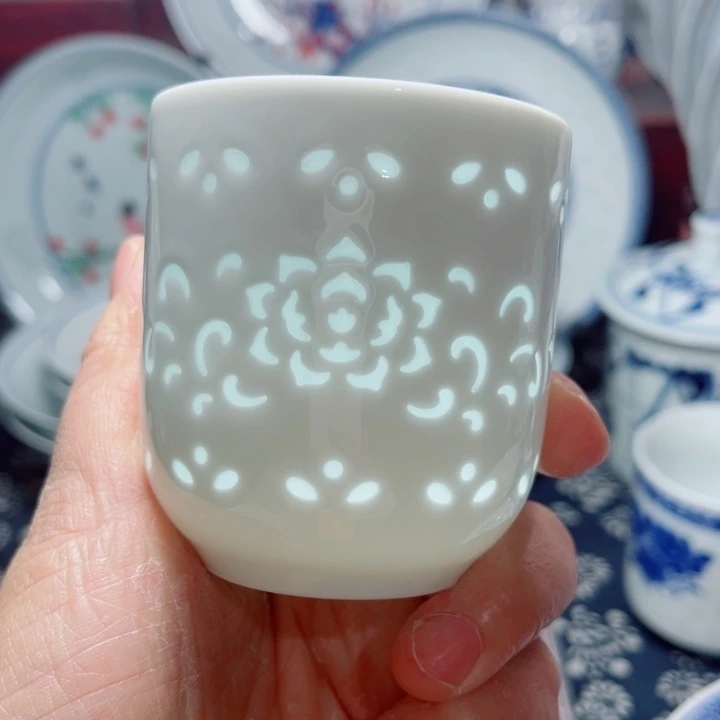 青花玲珑牡丹花雕刻可乐杯