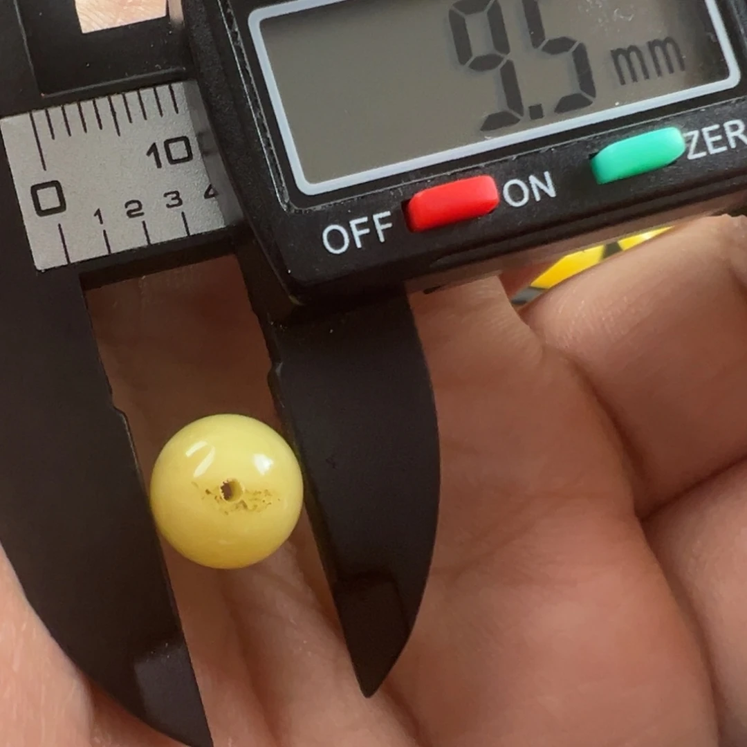 未镶嵌蜜蜡裸石10 杂