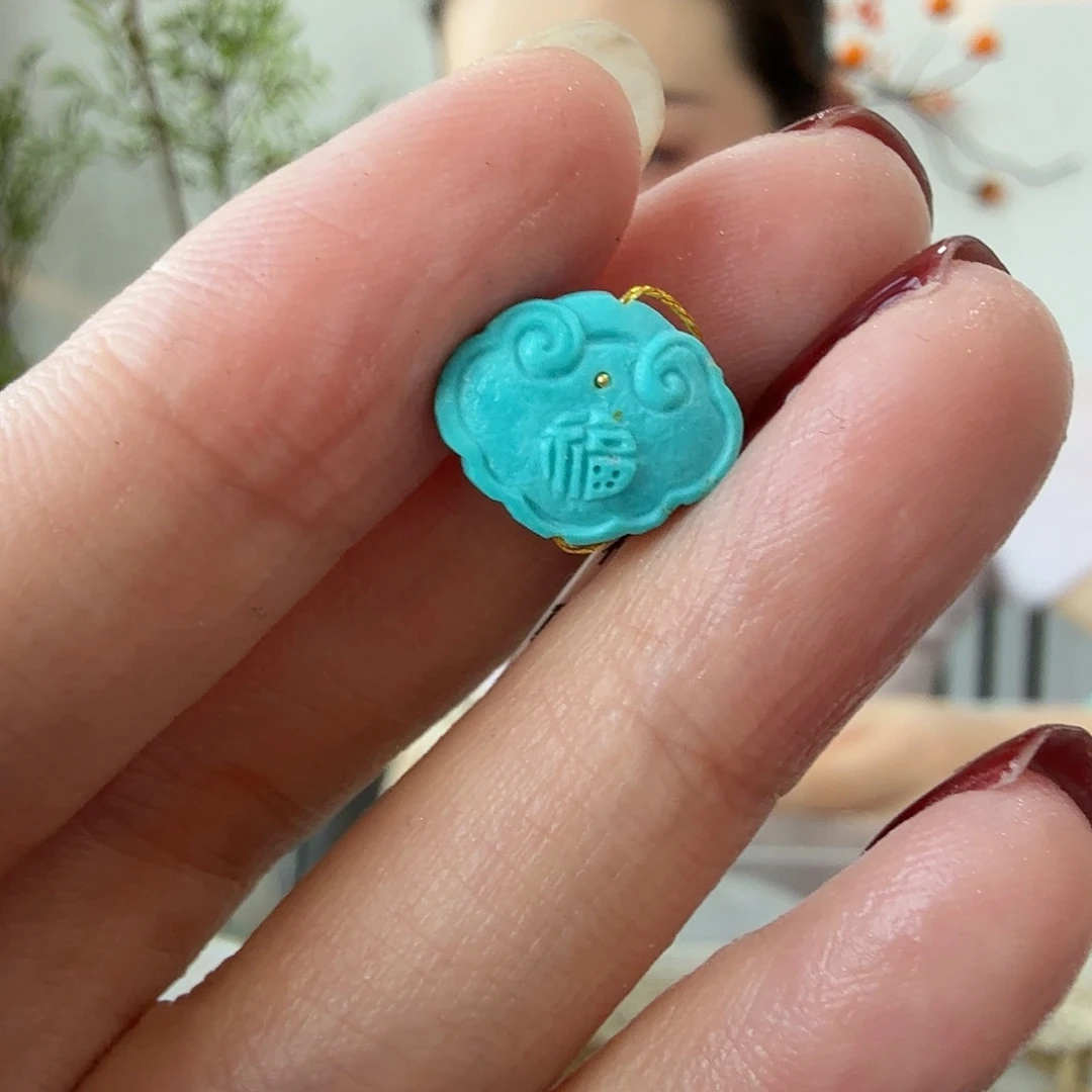 绿松石未镶嵌珠宝奇石