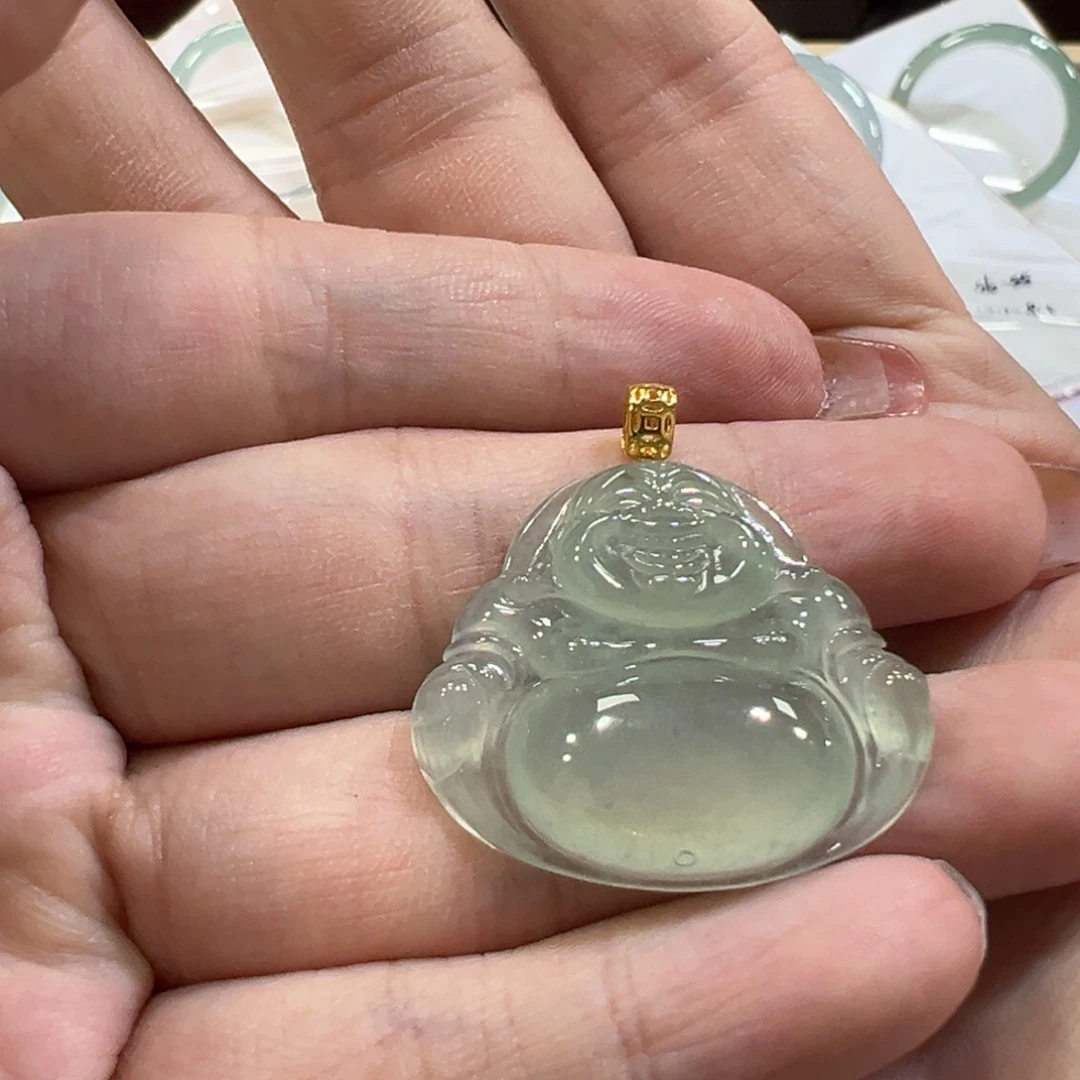 淡***笑翡翠18K金镶嵌颈饰金佛公