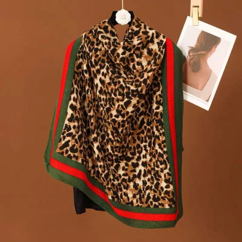 【红绿豹纹】秋季2025新款棉麻压皱围巾时尚百搭防晒遮阳旅行